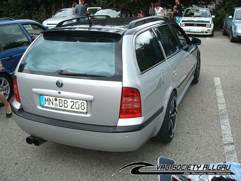 6827_3-VW-AUDI-SEAT-SKODA-Treffen-der-VAG-Society-Allgaeu-02-08-2009-144.JPG